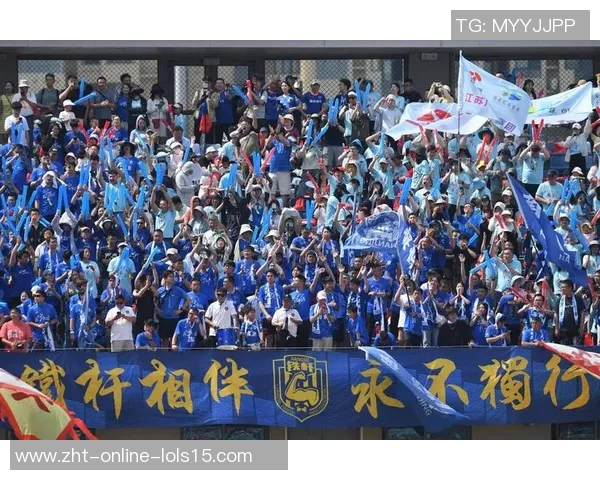 南京攀岩队团队协作能力深度对比与分析探讨